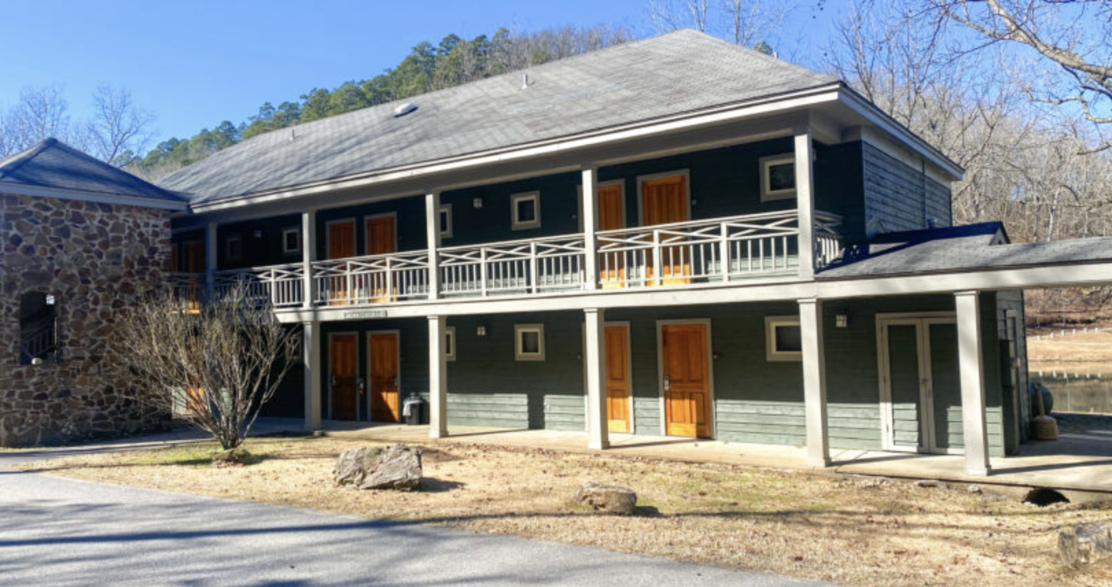 Brown Center Lodge