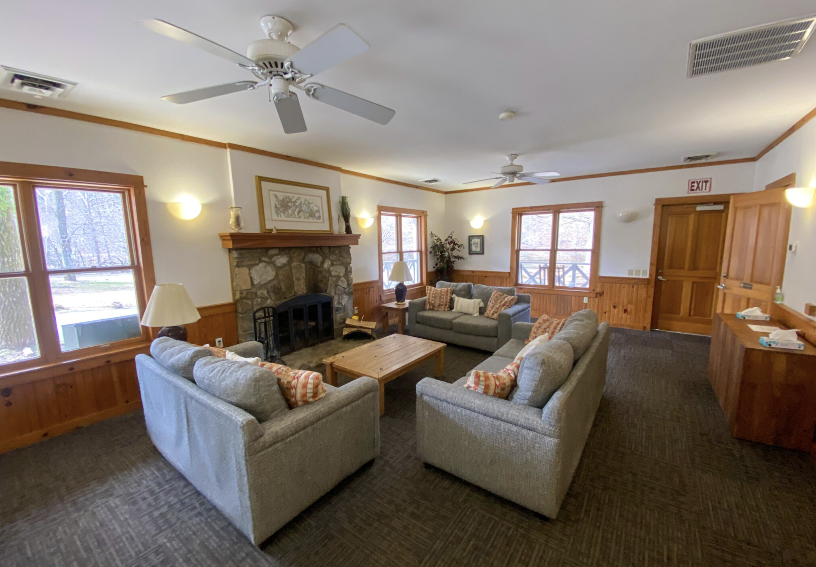 Brown Center Lounge
